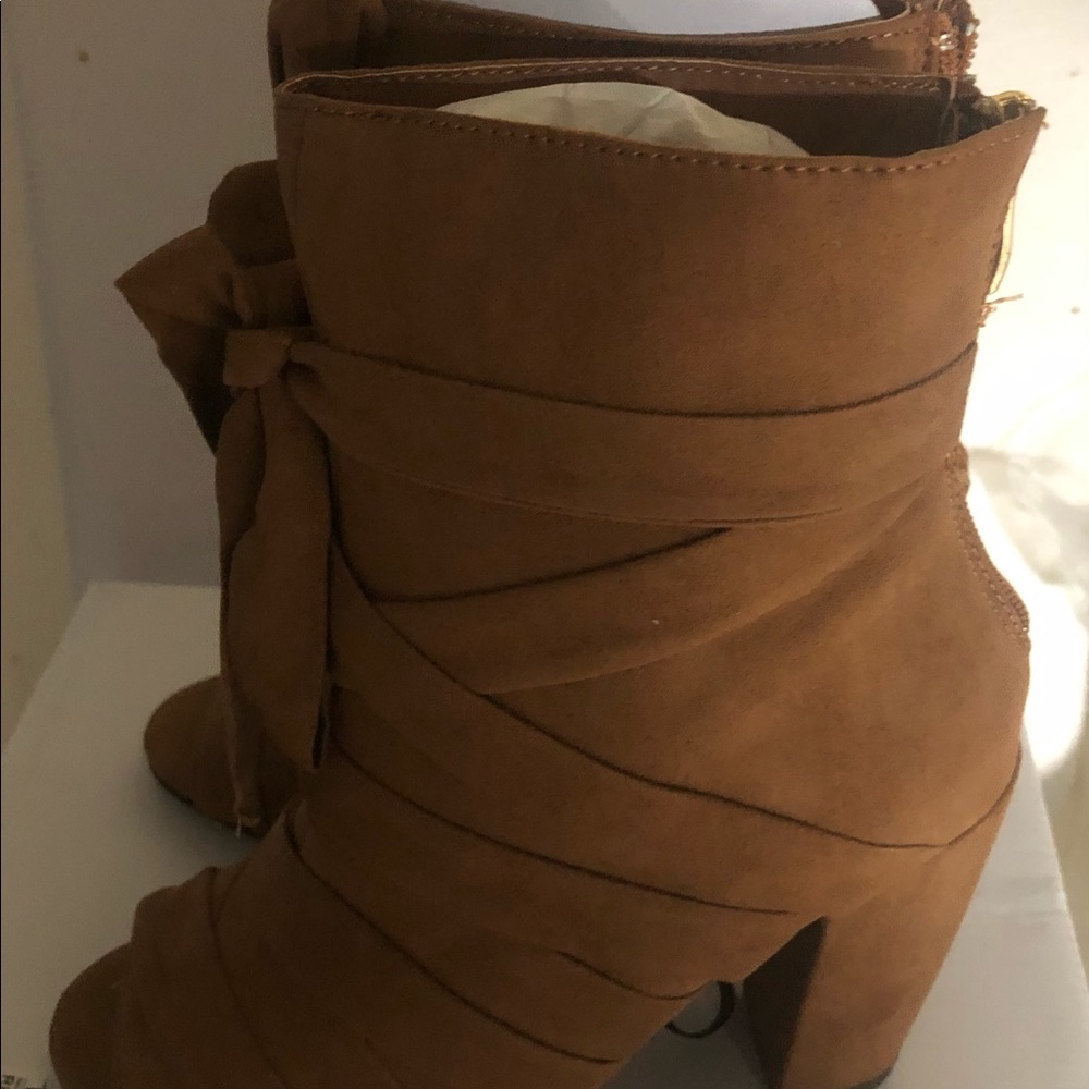 2 Lips Too Tan Boots